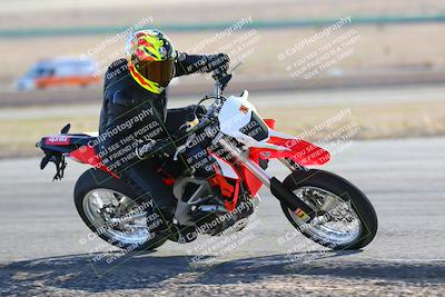 media/Feb-05-2023-Classic Track Day (Sun) [[c35aca4a42]]/Group 2/session 4 turn 4/